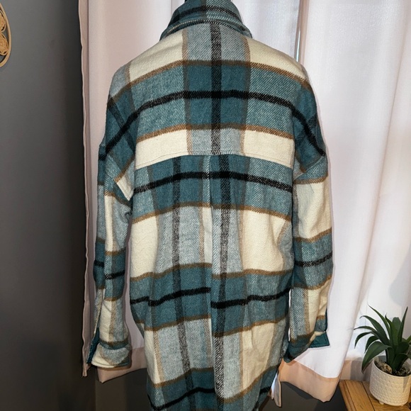 Plaid Button-Up Jacket - Picture 3 of 9